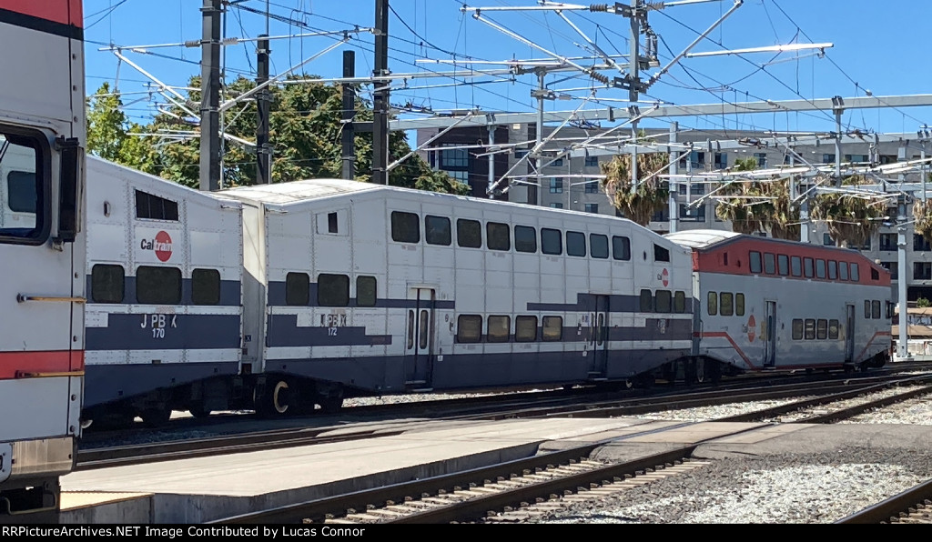 Caltrain 172